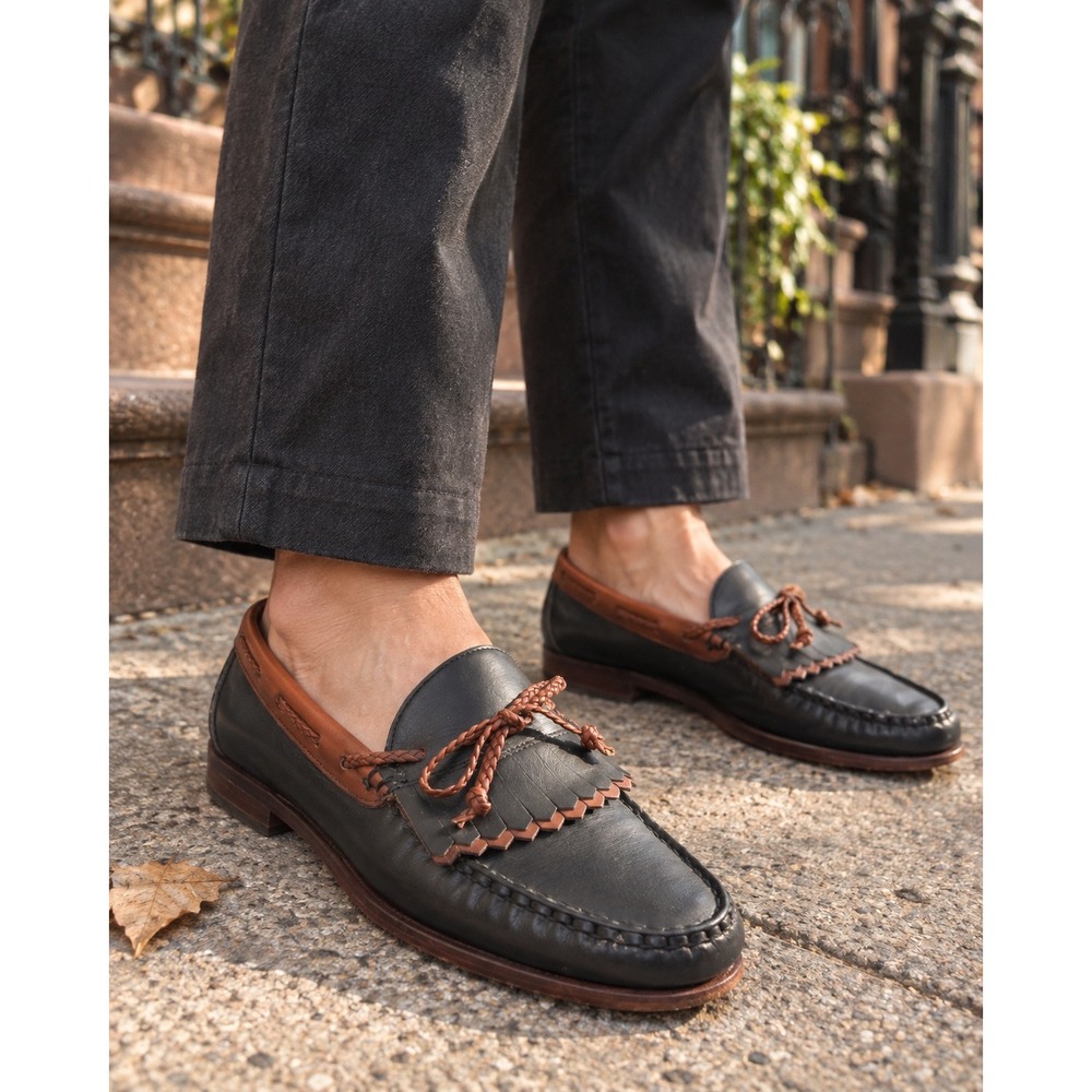 Allen Edmonds Woodstock Kiltie Loafers Black Brown Leather Made USA 9 B